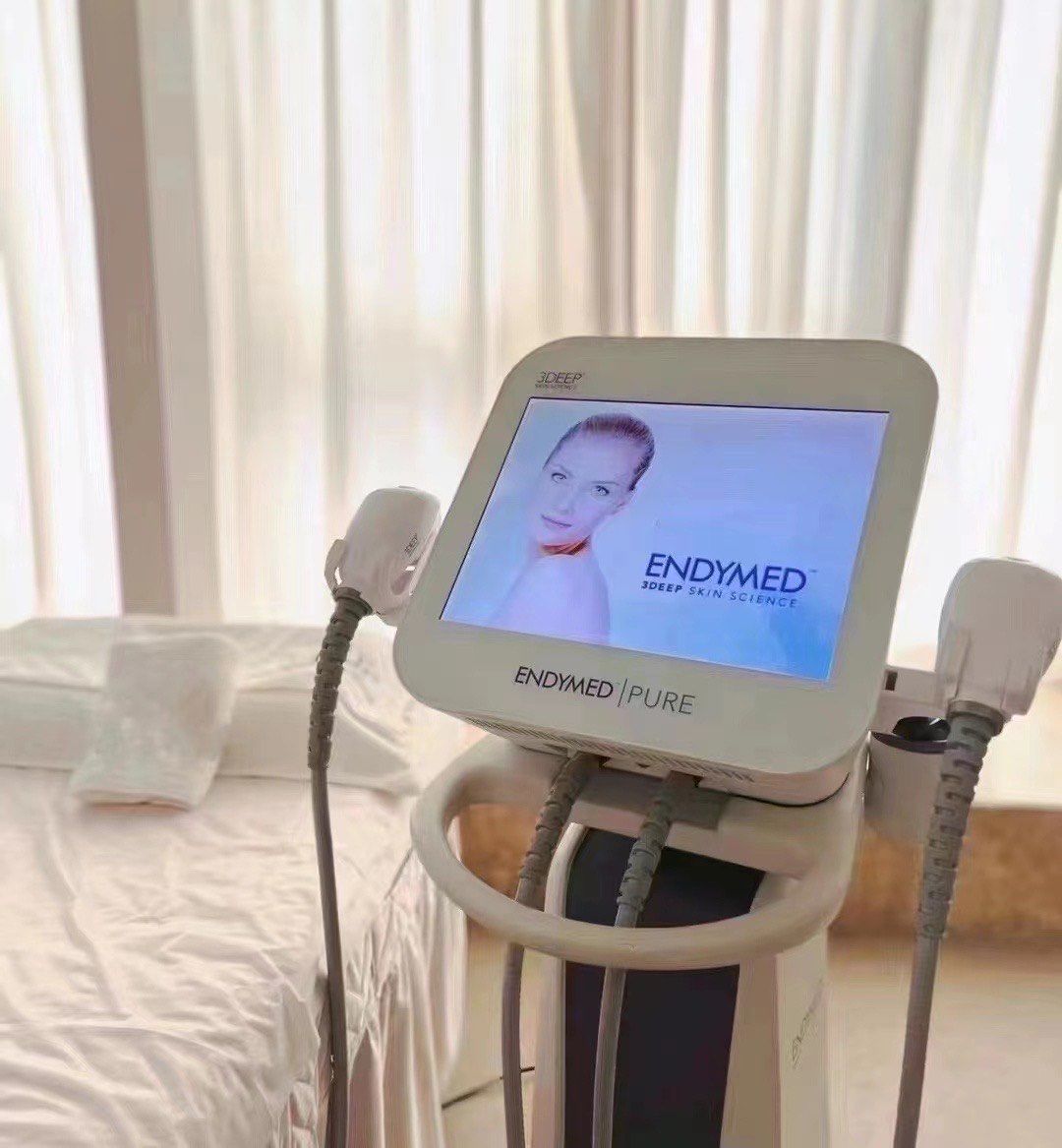 范冰冰  欧莱雅-圣殿世家carita&endymed pure定制款
-在优雅和享受