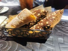 -The Cheesecake Factory(baldwin avenue)