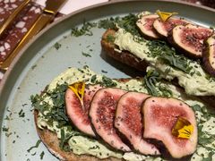 无花果手撕鸡肉tapas-Toris(LuOne凯德晶萃广场店)