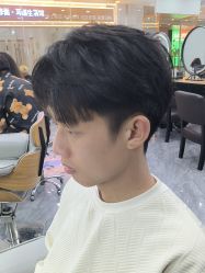 -藤野造型烫染·漂发