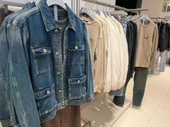 -URBAN REVIVO(七宝领展广场店)