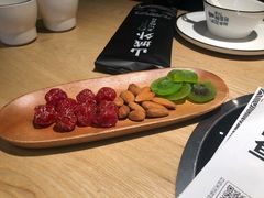 -山城外·非遗酸菜鱼(新都汇融店)