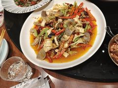 -川流不息·地道川菜·小龙虾(新松江路店)