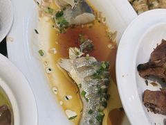 -沪华海鲜大酒楼(南汇店)