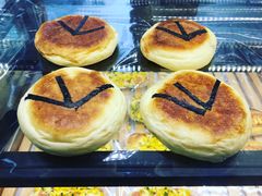 -Dough&Joe团憩(瑞虹天地月亮湾店)