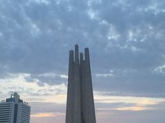 -唐山抗震纪念碑广场