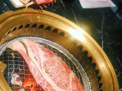 -山川小町·极番烧肉(新地假日广场店)