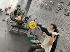 -优昂健身(新光界店)