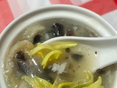 -龙桥私厨·姜花菊花过桥鱼·顺德菜(容桂店)