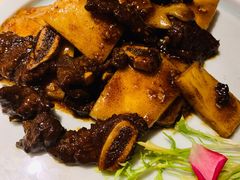 黑椒牛仔骨炒年糕-绿茶餐厅(乐峰广场店)