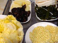 -潮汕三宝鲜牛肉火锅