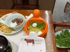 -乡土黄·鲜牛肉火锅·小龙虾(兴业街店)