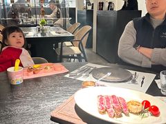 -NIUNIUPARK和牛螃蟹(龙湖杭州滨江天街店)