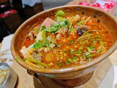 -成都你六姐·牛肉冒菜(信泰中心商场店)