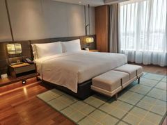 -上海虹桥祥源希尔顿酒店