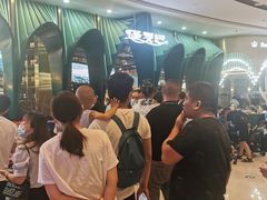 等位区-圣罗巴海鲜自助(黑金店)