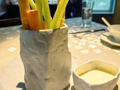 -穹六人间 people 6(岳阳路店)