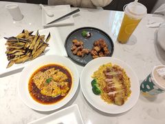 -峨嵋小镇·川菜(勒泰中心店)