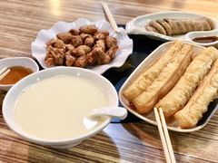 -兄弟深夜豆浆