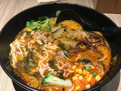 老坛酸菜牛肉米线-云味馆·云南菜·云南米线(景田店)
