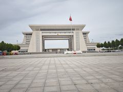 -霍尔果斯国门景区