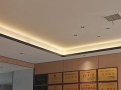 -梅利汴京烤鸭•开封豫菜地标店(东大街店)