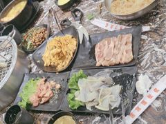 -啊美丽炭火烤肉(滑翔一店)