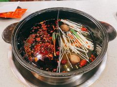 鸳鸯锅-钢管厂五区小郡肝串串香(南山店)