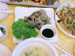 -鑫渔港海鲜本地菜·山海关浑锅(东戴河店)