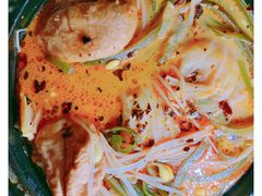 -小蛮椒麻辣烫·麻辣拌(青浦宝龙店)