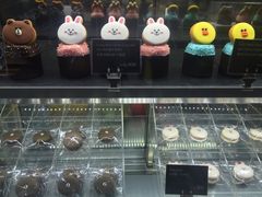 -LINE FRIENDS Garosu-gil Flagship Store