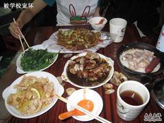 -兴记菜馆