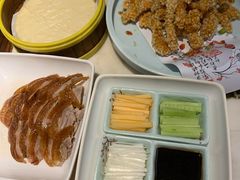 -韵秋荷(宝山龙湖天街店)