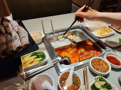 -海底捞火锅(新松江路店)