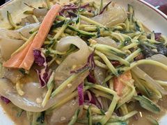 -鑫渔港海鲜本地菜·山海关浑锅(东戴河店)