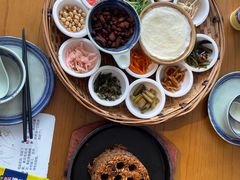 -包整·丝娃娃(一览甲秀楼风景店)