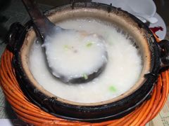 -粤港湾砂锅粥·宵夜(宝龙店)
