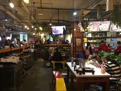 大堂-钢管厂歆瑞源油卤串串香(春熙路太古里店)
