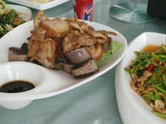 -鸿运美食府