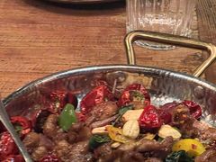 -SISTERS BAR RESTAURANT川意酒馆(嘉善老市H楼店)