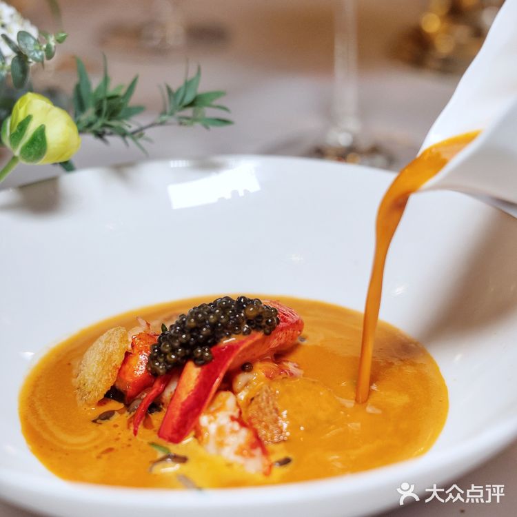 和平饭店华懋阁新菜上市 & 源于1930复古菜单