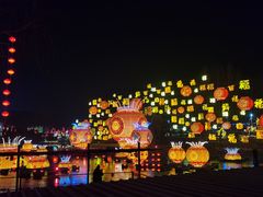 -淄博花灯齐彩城