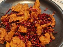 -阿瓦山寨·湘菜现炒·剁椒鱼头王(咸阳总店)