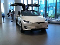 -TESLA 特斯拉(广州天环广场体验店)