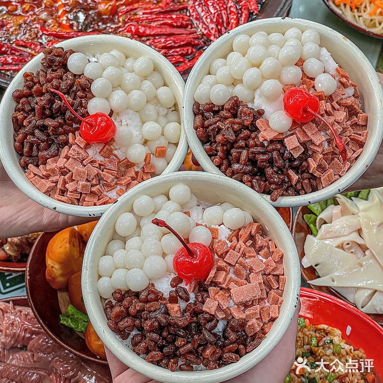 终于又吃到了!谢霆锋是真的懂火锅的赞爆…