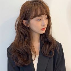 -变画·发型STUDIO