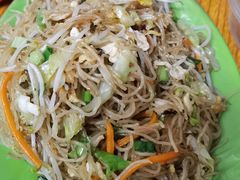 -蚝哥花姐湛江烤生蚝(美丽湾市场店)