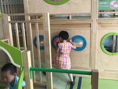 -乐融婴幼儿成长中心(四季青校区)