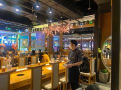 -呷哺呷哺(万达新世界店)
