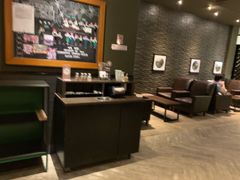 大堂-星巴克臻选(南京金茂览秀城店)